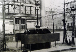 Public Urinal Paris 1830-1848